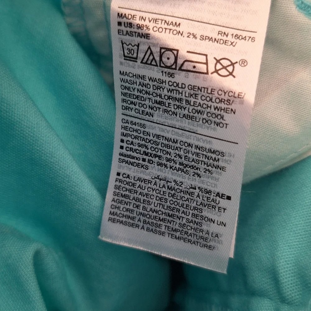 NWT Boys Old Navy Straight Built-in Flex Shorts Size 8 Teal NEW